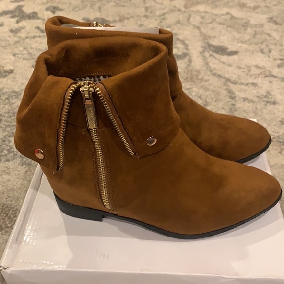 Reflection flat suede boots size 8 - Picture 2 of 6